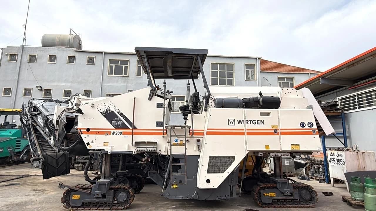 آسفالت تراش WIRTGEN W 200