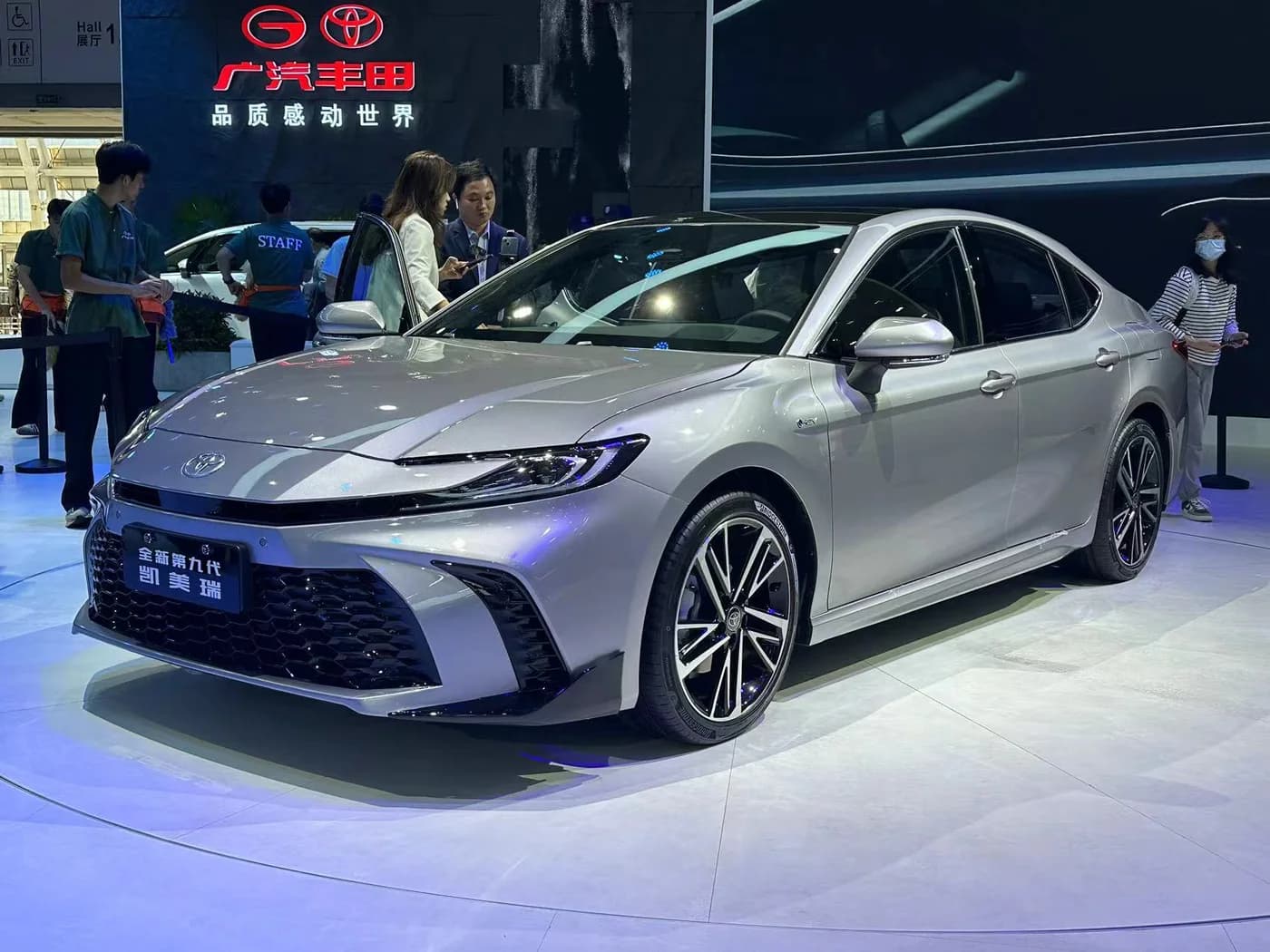 تویوتا کمری — Toyota Camry